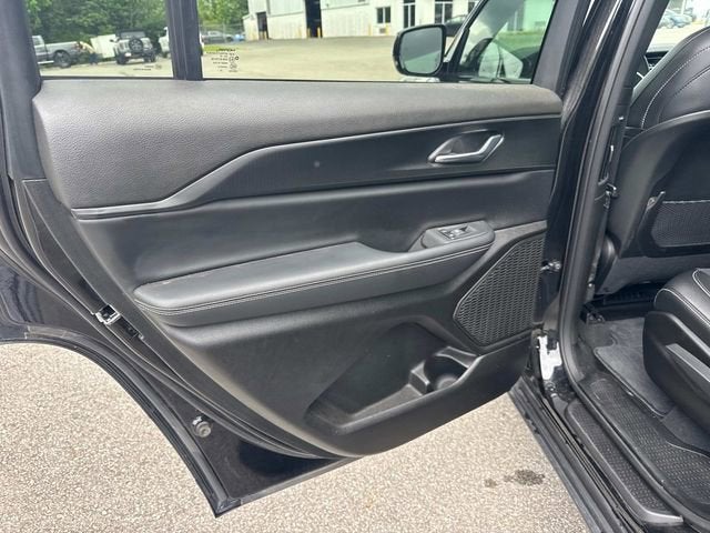 2025 Jeep Grand Cherokee L Altitude X 4x4