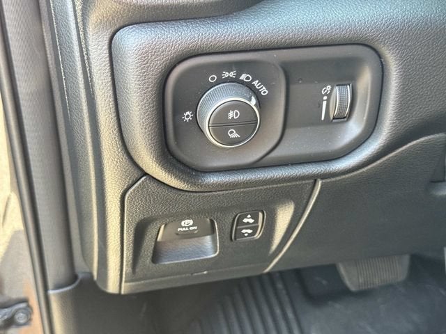 2024 RAM 1500 Rebel Crew Cab 4x4 5'7" Box