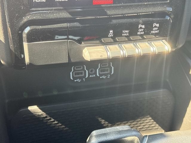 2024 RAM 1500 Rebel Crew Cab 4x4 5'7" Box