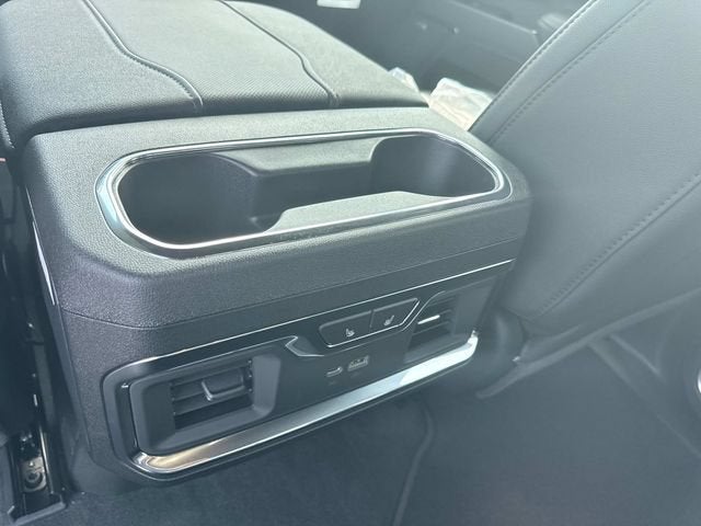 2026 GMC Sierra 3500 HD SLT DRW