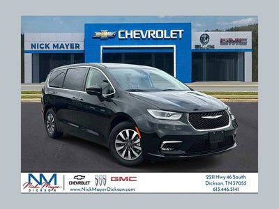 2024 Chrysler Pacifica Hybrid Select