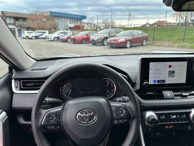 2025 Toyota RAV4 XLE