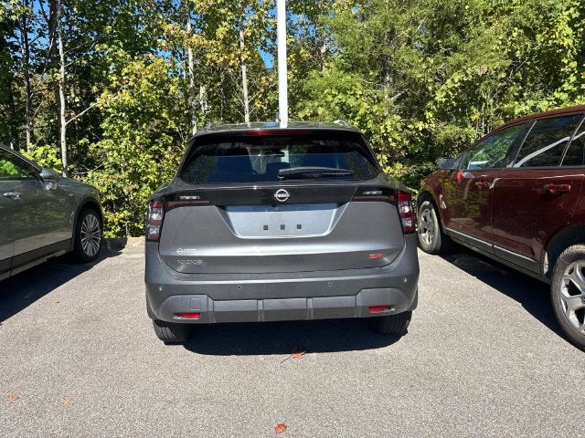2025 Nissan Kicks SR FWD