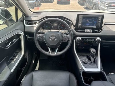 2022 Toyota RAV4 Hybrid XLE Premium