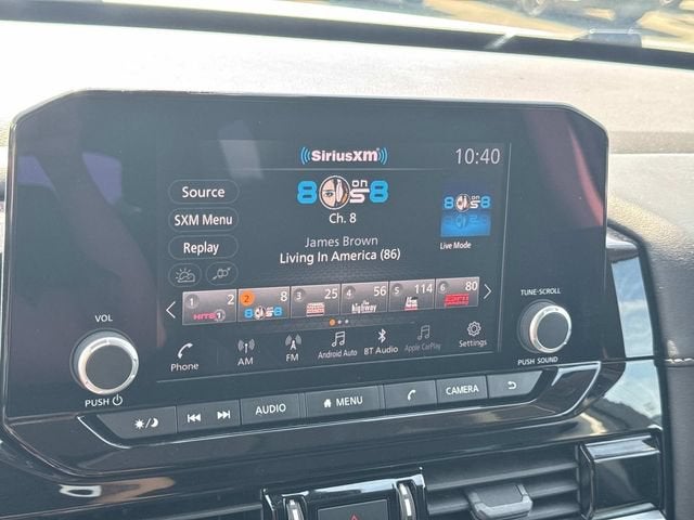 2025 Nissan Pathfinder SV
