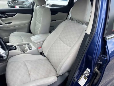 2022 Nissan Rogue Sport SV FWD Xtronic CVT