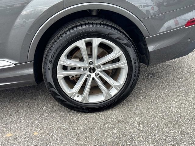2025 Audi Q7 Premium Plus