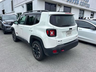 2023 Jeep Renegade Trailhawk