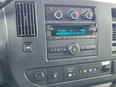 2025 GMC Savana Cutaway 3500 1WT