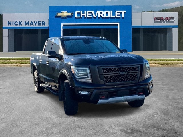 2021 Nissan TITAN Crew Cab PRO-4X 4x4