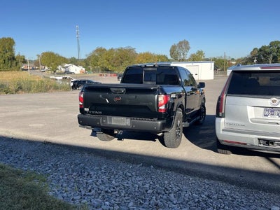 2021 Nissan TITAN Crew Cab PRO-4X 4x4