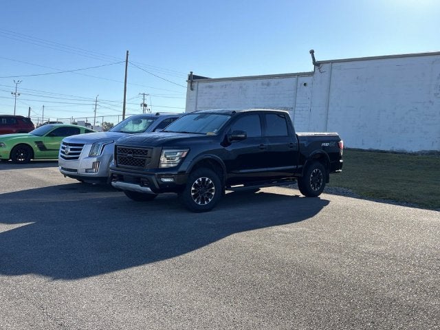 2021 Nissan TITAN Crew Cab PRO-4X 4x4