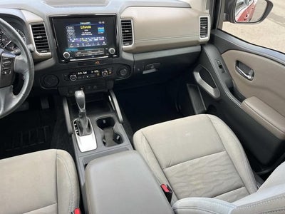 2022 Nissan Frontier Crew Cab Long Bed SV 4x2