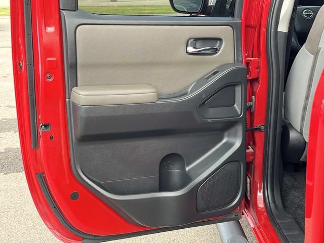 2022 Nissan Frontier Crew Cab Long Bed SV 4x2
