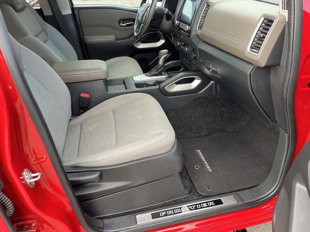 2022 Nissan Frontier Crew Cab Long Bed SV 4x2