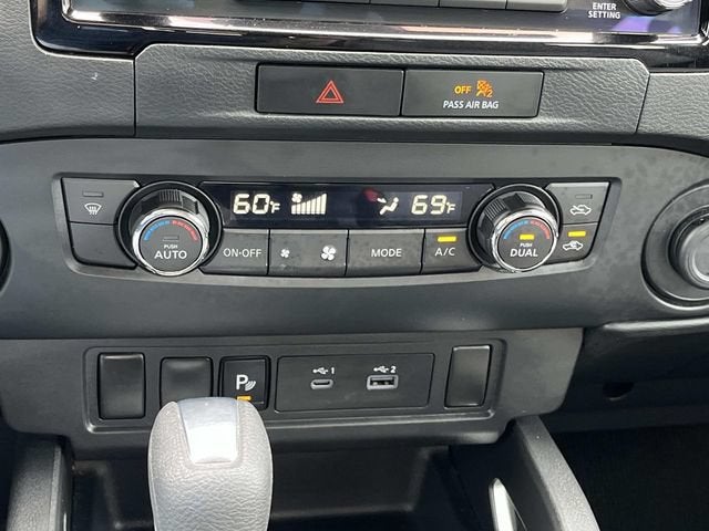 2022 Nissan Frontier Crew Cab Long Bed SV 4x2
