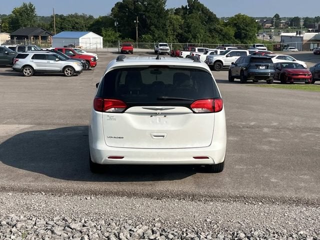 2021 Chrysler Voyager LXI