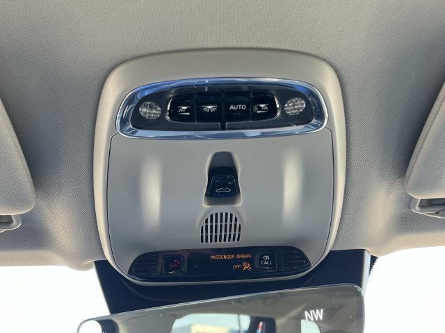 2020 Volvo XC90 T6 Momentum 6 Passenger
